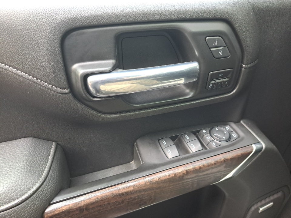 2020 GMC Sierra 2500HD 4WD Crew Cab Standard Bed Denali