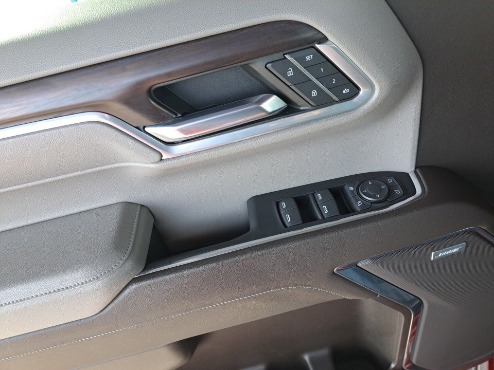 2022 GMC Sierra 1500 4WD Crew Cab Short Box SLT