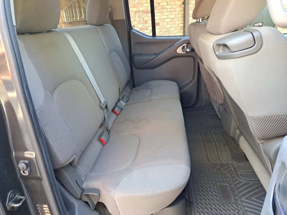 2010 Nissan Frontier SE