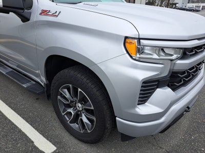 2022 Chevrolet Silverado 1500 4WD Crew Cab Short Bed RST