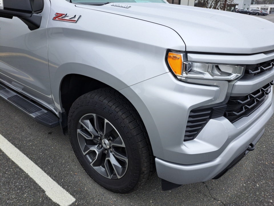 2022 Chevrolet Silverado 1500 4WD Crew Cab Short Bed RST