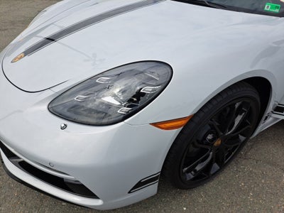 2024 Porsche 718 Cayman Style Edition