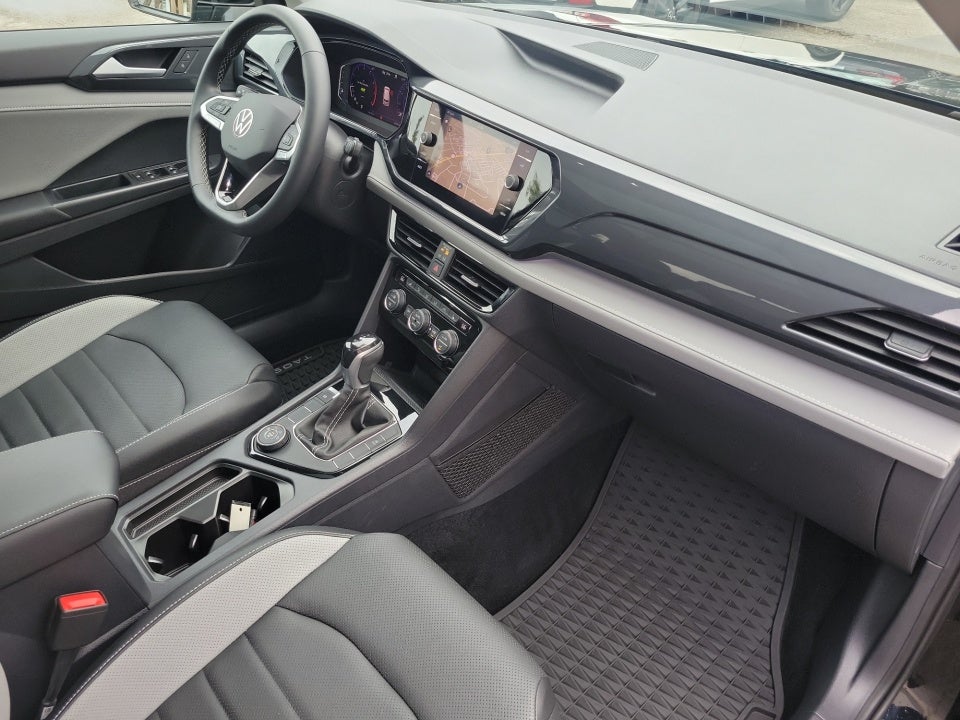 2023 Volkswagen Taos 1.5T SEL