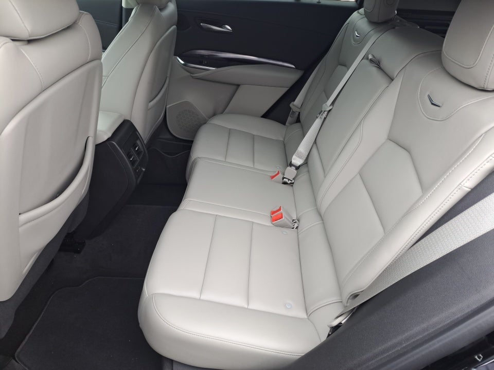 2023 Cadillac XT4 AWD Luxury