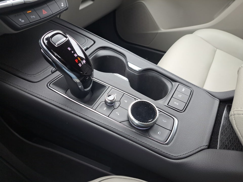 2023 Cadillac XT4 AWD Luxury