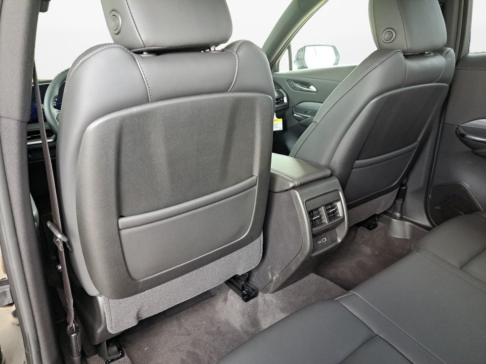 2025 Cadillac XT4 AWD Premium Luxury