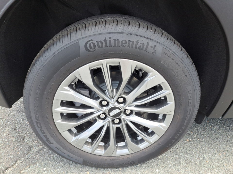 2025 Cadillac XT4 AWD Premium Luxury