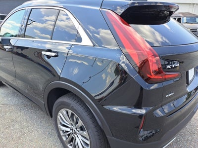 2025 Cadillac XT4 AWD Premium Luxury