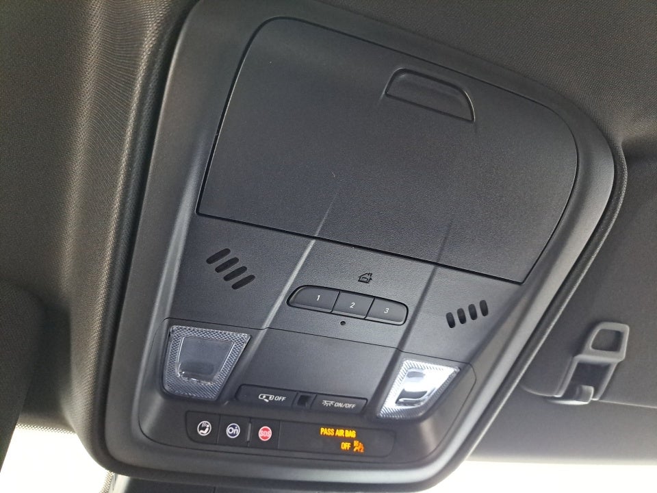 2025 Cadillac XT4 AWD Premium Luxury