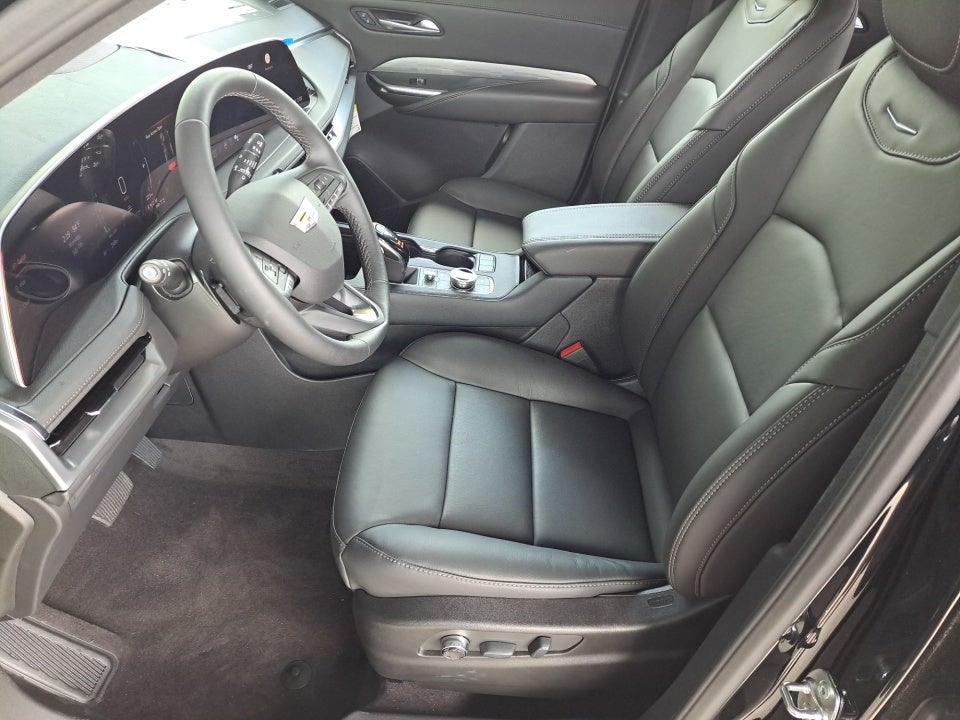 2025 Cadillac XT4 AWD Premium Luxury