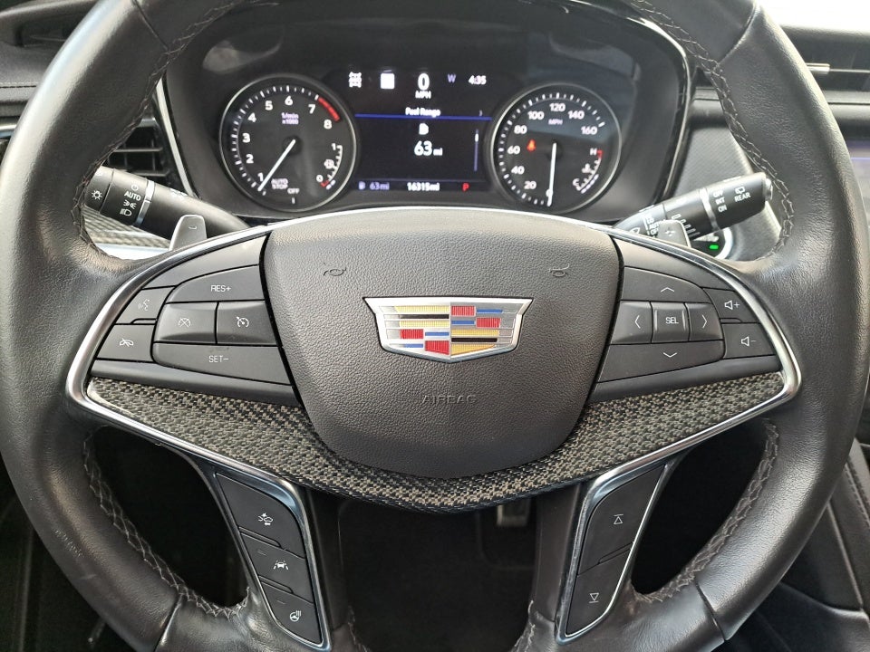 2022 Cadillac XT5 AWD Sport