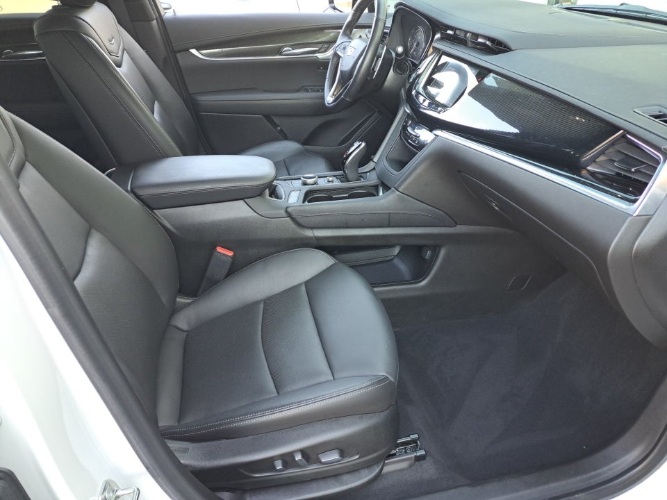 2023 Cadillac XT6 AWD Sport