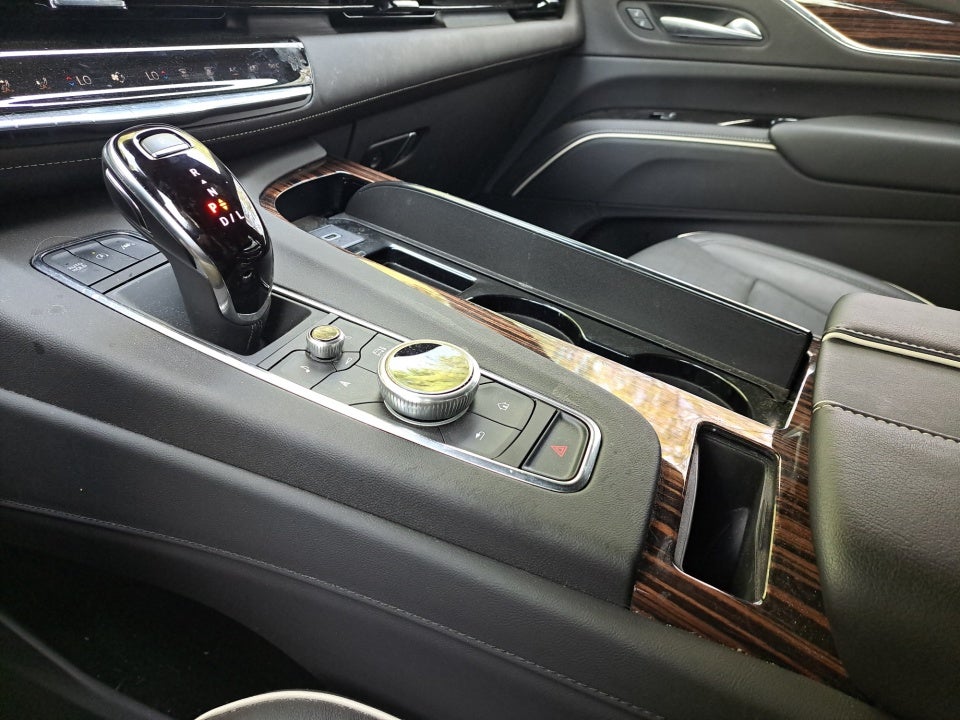 2024 Cadillac Escalade 4WD Premium Luxury