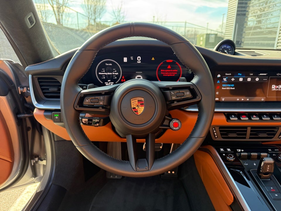 2025 Porsche 911 Carrera