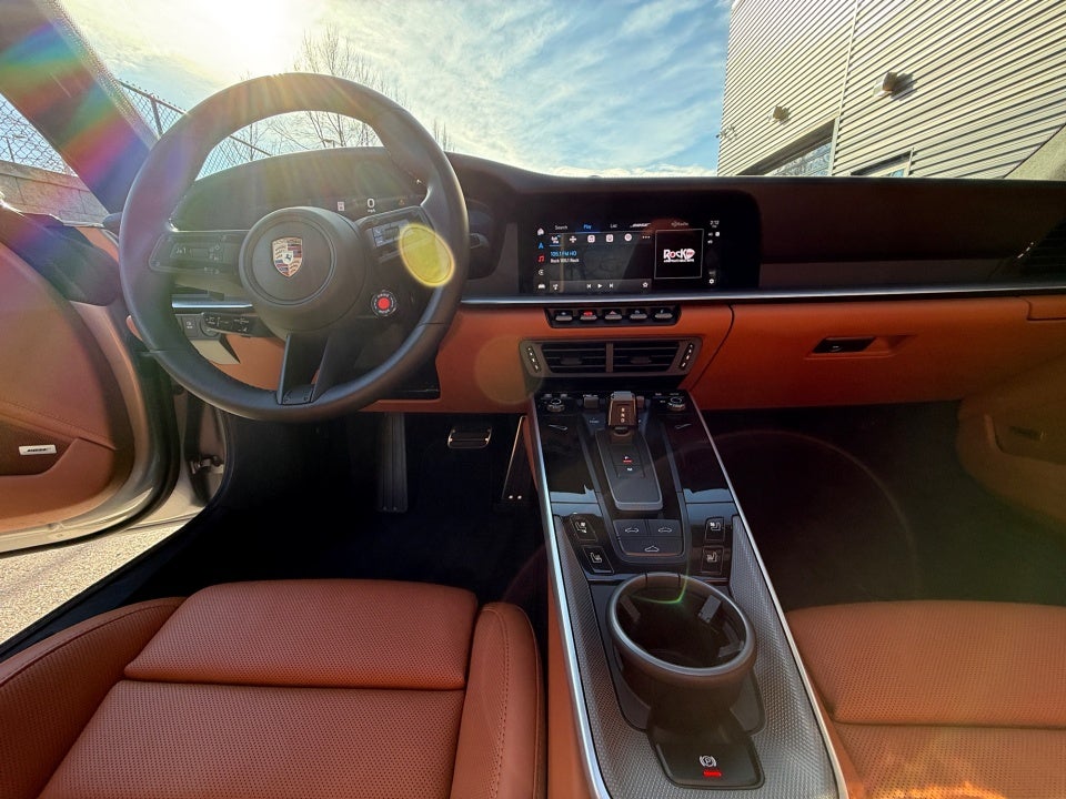 2025 Porsche 911 Carrera