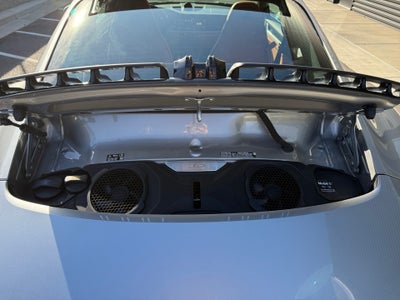 2025 Porsche 911 Carrera