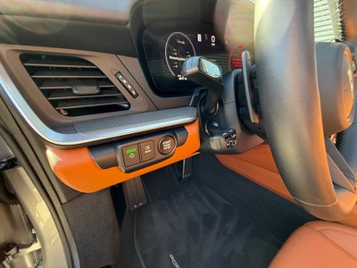 2025 Porsche 911 Carrera