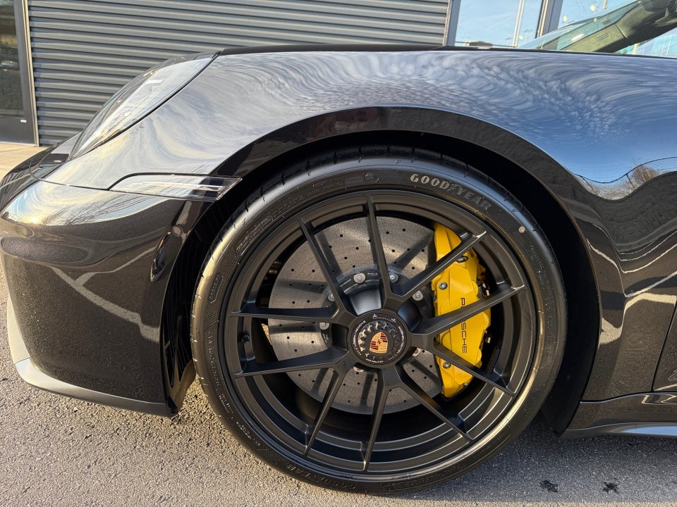 2026 Porsche 911 Carrera GTS