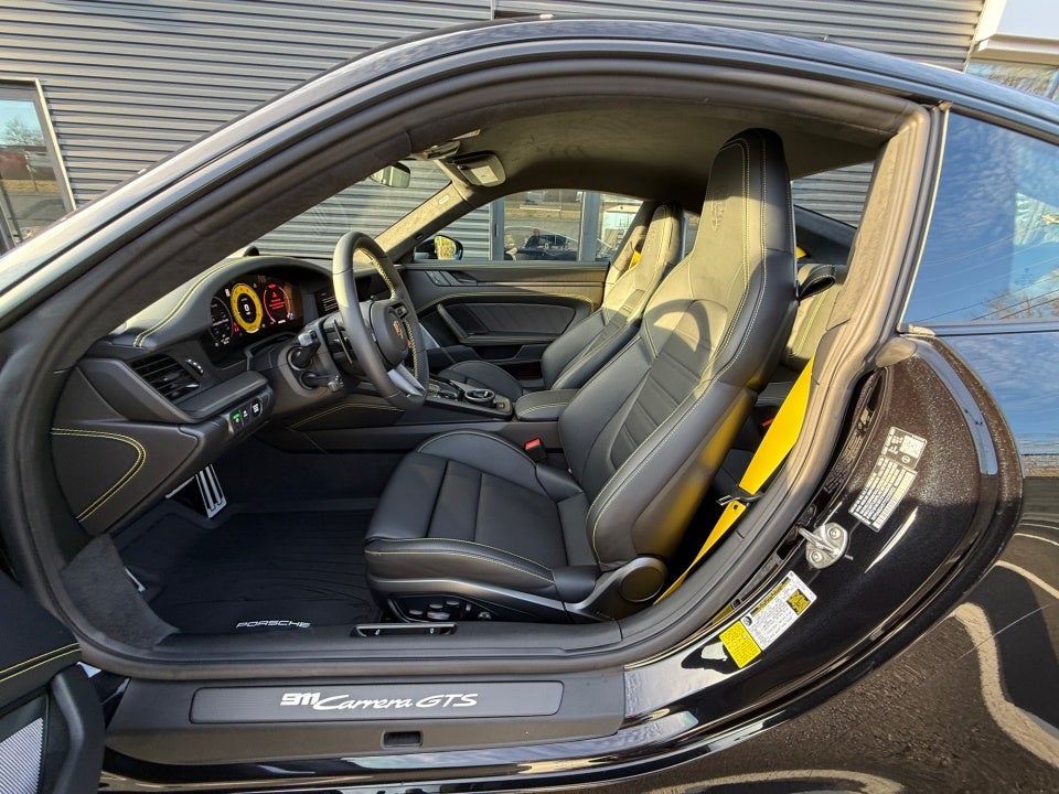 2026 Porsche 911 Carrera GTS
