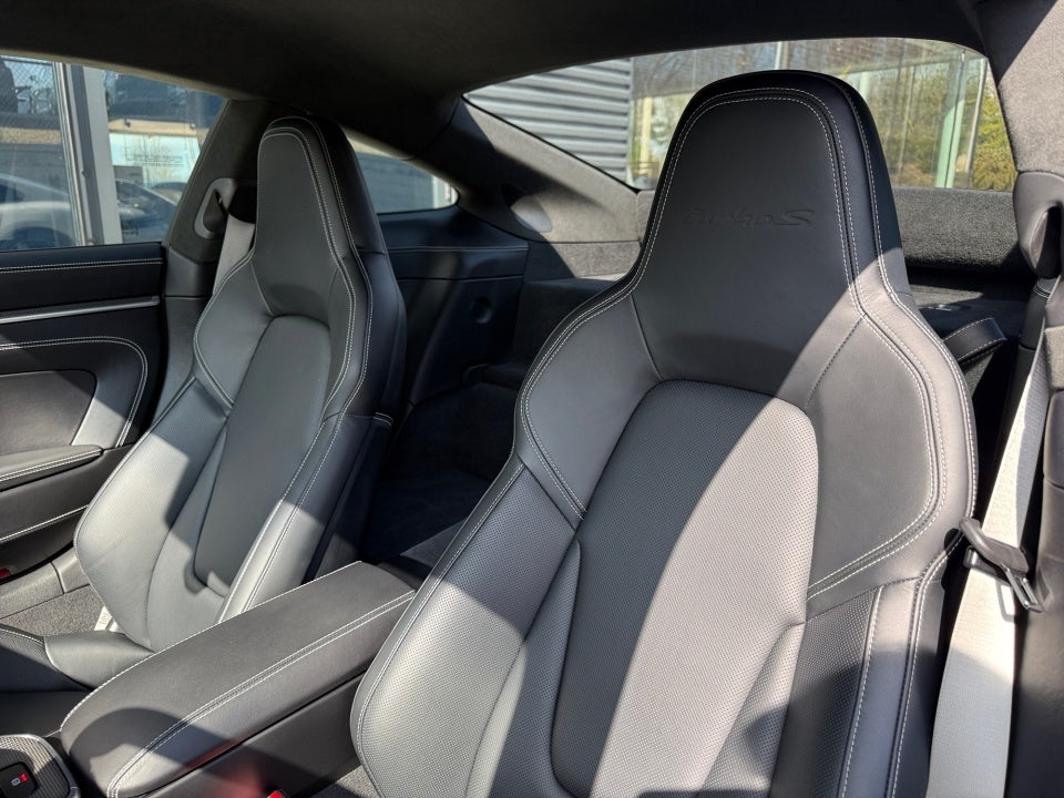 2024 Porsche 911 Turbo S