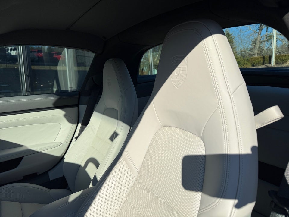 2022 Porsche 911 Targa 4S