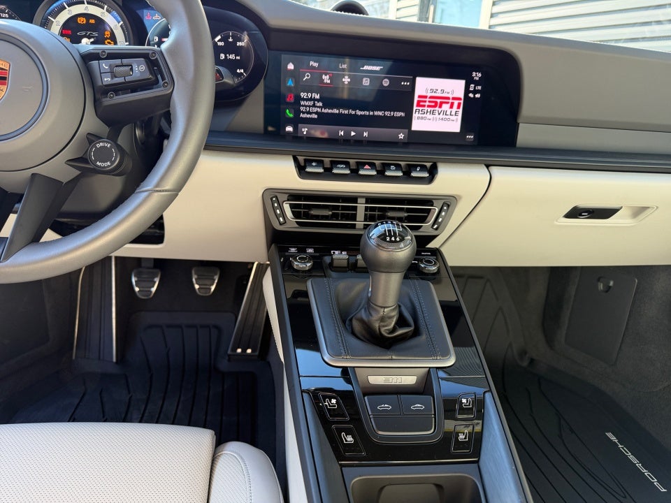 2022 Porsche 911 Targa 4S