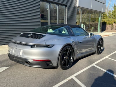 2022 Porsche 911 Targa 4S