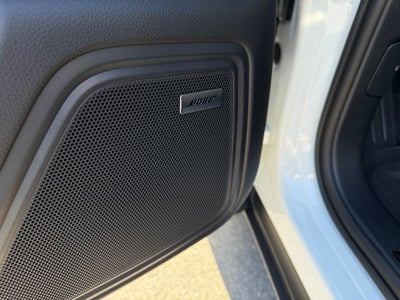 2025 Porsche Macan T