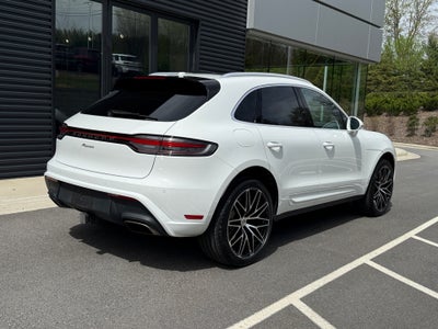 2023 Porsche Macan Base
