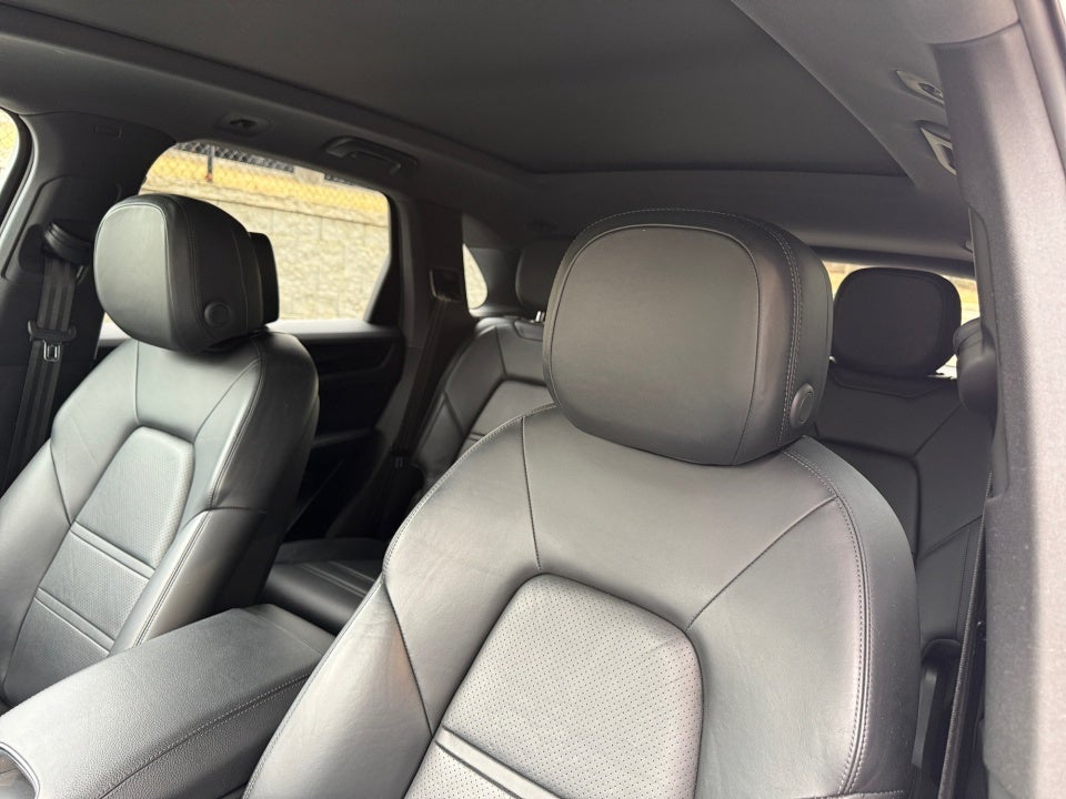 2019 Porsche Cayenne Base