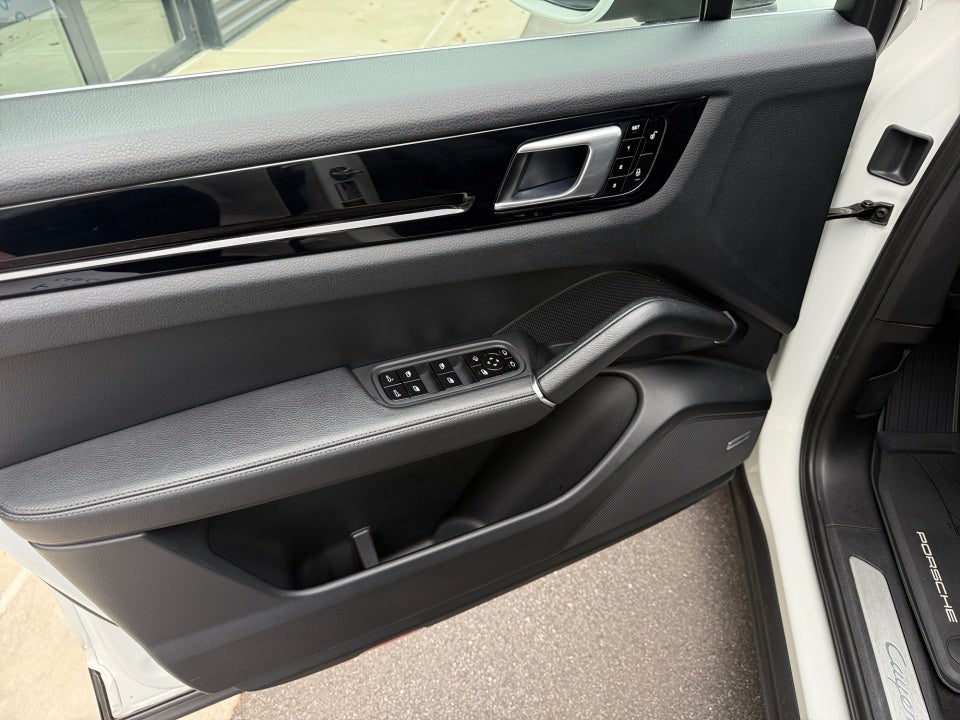 2019 Porsche Cayenne Base