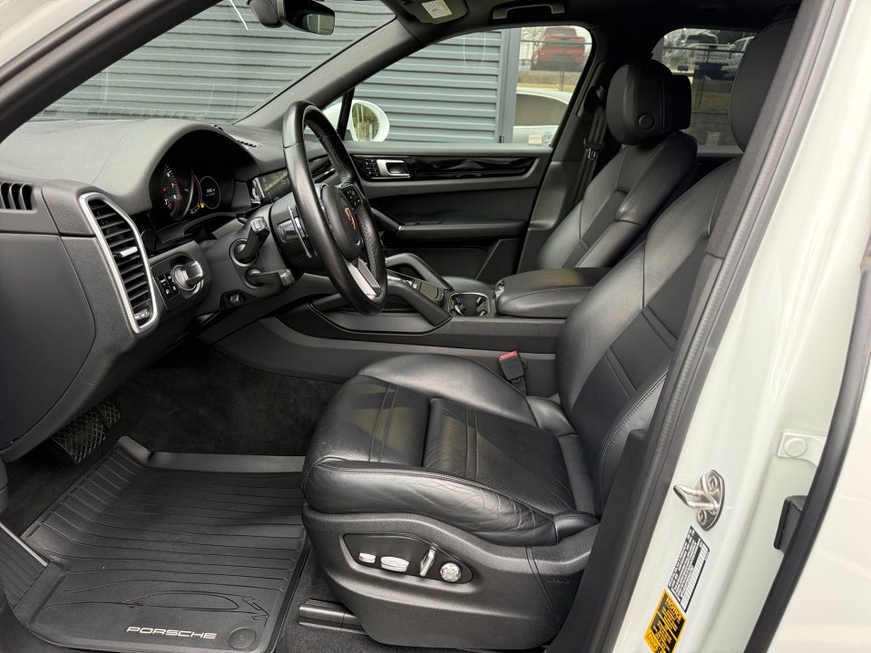 2019 Porsche Cayenne Base
