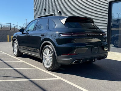 2025 Porsche Cayenne Base