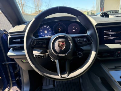 2024 Porsche Macan Electric 4