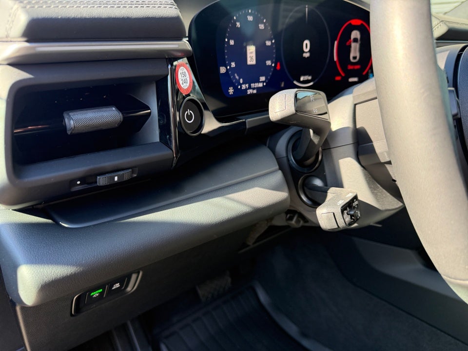 2024 Porsche Macan Electric 4