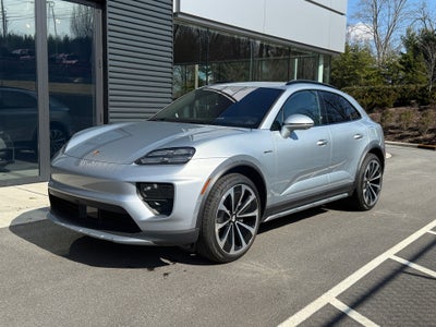 2025 Porsche Macan Electric Base