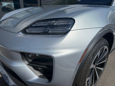 2025 Porsche Macan Electric Base