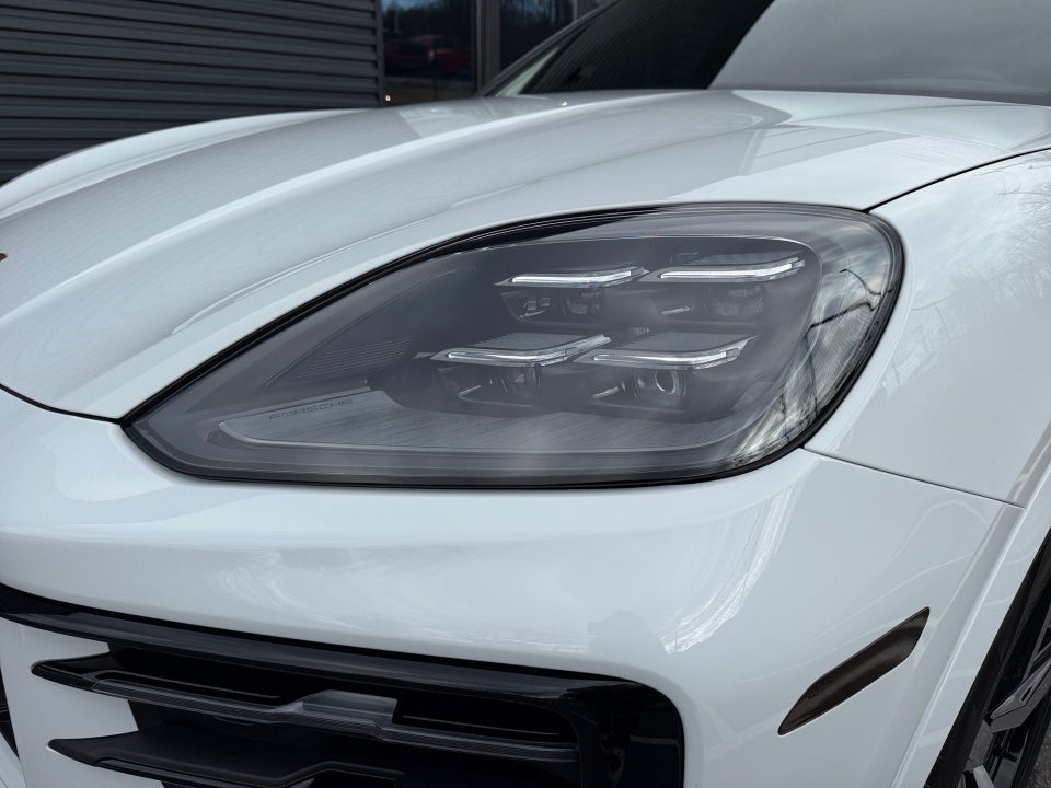 2025 Porsche Cayenne S