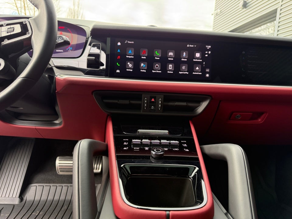 2025 Porsche Cayenne S