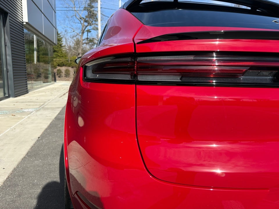 2025 Porsche Cayenne Coupe Base