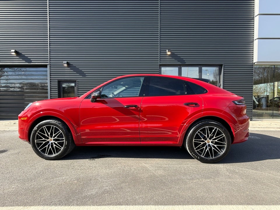 2025 Porsche Cayenne Coupe Base