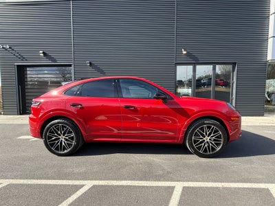 2025 Porsche Cayenne Coupe Base