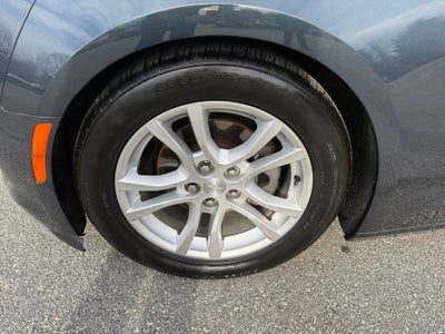 2019 Chevrolet Camaro 1LS