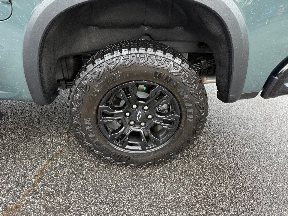 2025 Chevrolet Silverado 1500 4WD Crew Cab Short Bed ZR2