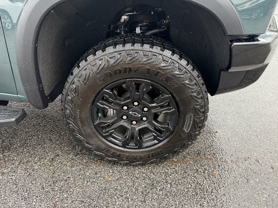 2025 Chevrolet Silverado 1500 4WD Crew Cab Short Bed ZR2