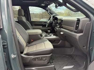 2025 Chevrolet Silverado 1500 4WD Crew Cab Short Bed ZR2