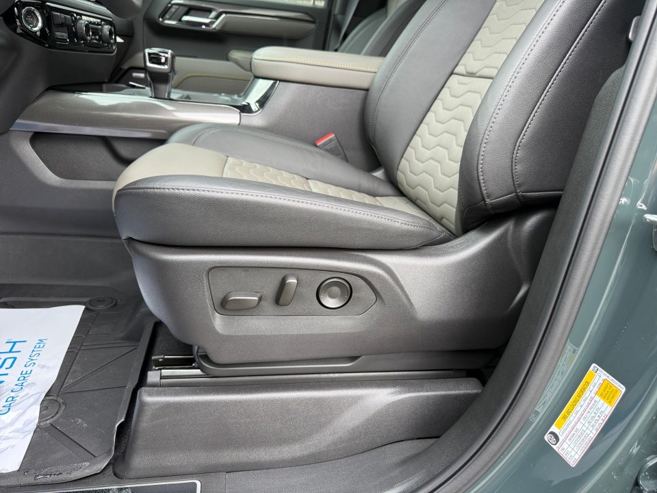 2025 Chevrolet Silverado 1500 4WD Crew Cab Short Bed ZR2