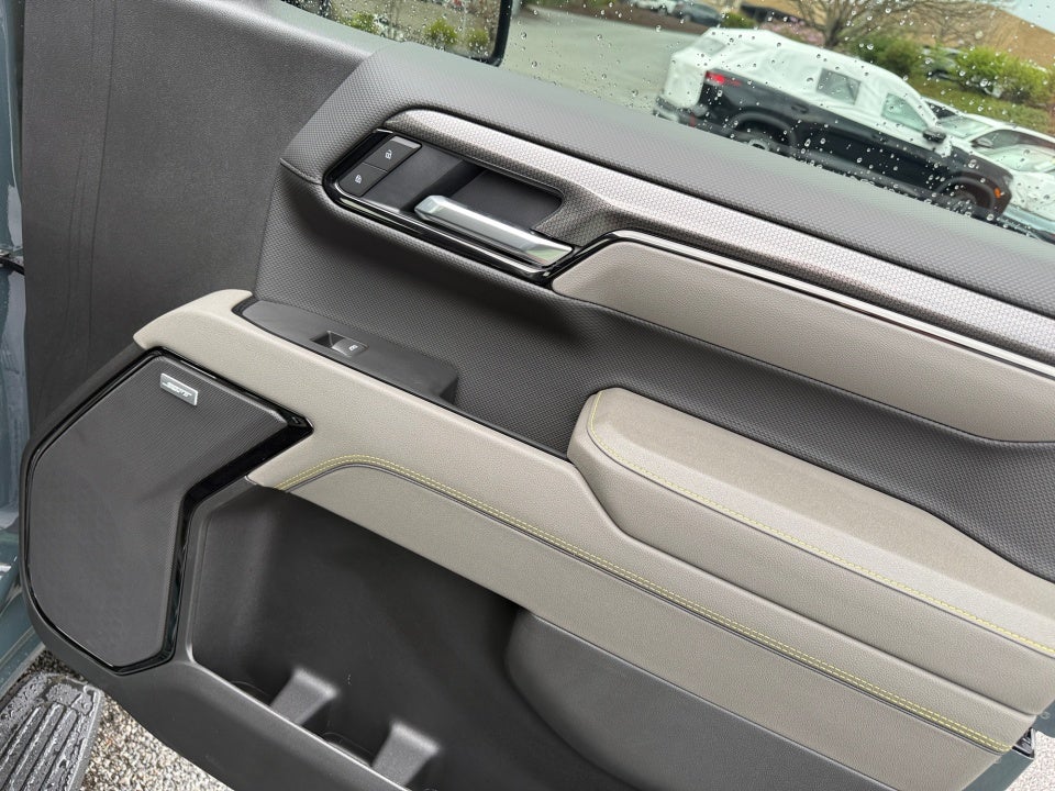 2025 Chevrolet Silverado 1500 4WD Crew Cab Short Bed ZR2