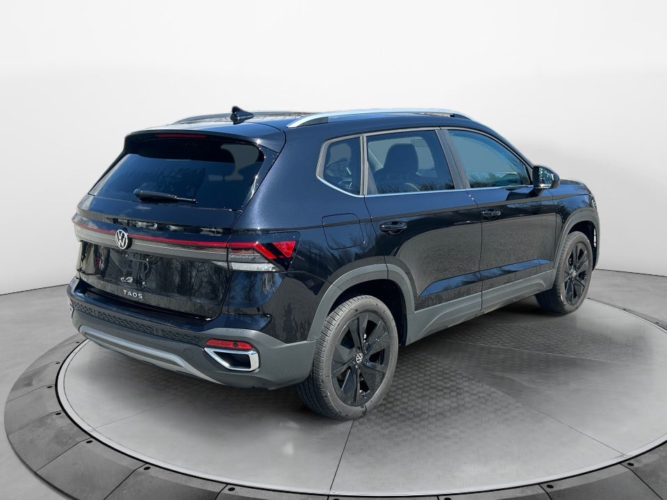 2025 Volkswagen Taos 1.5T SE