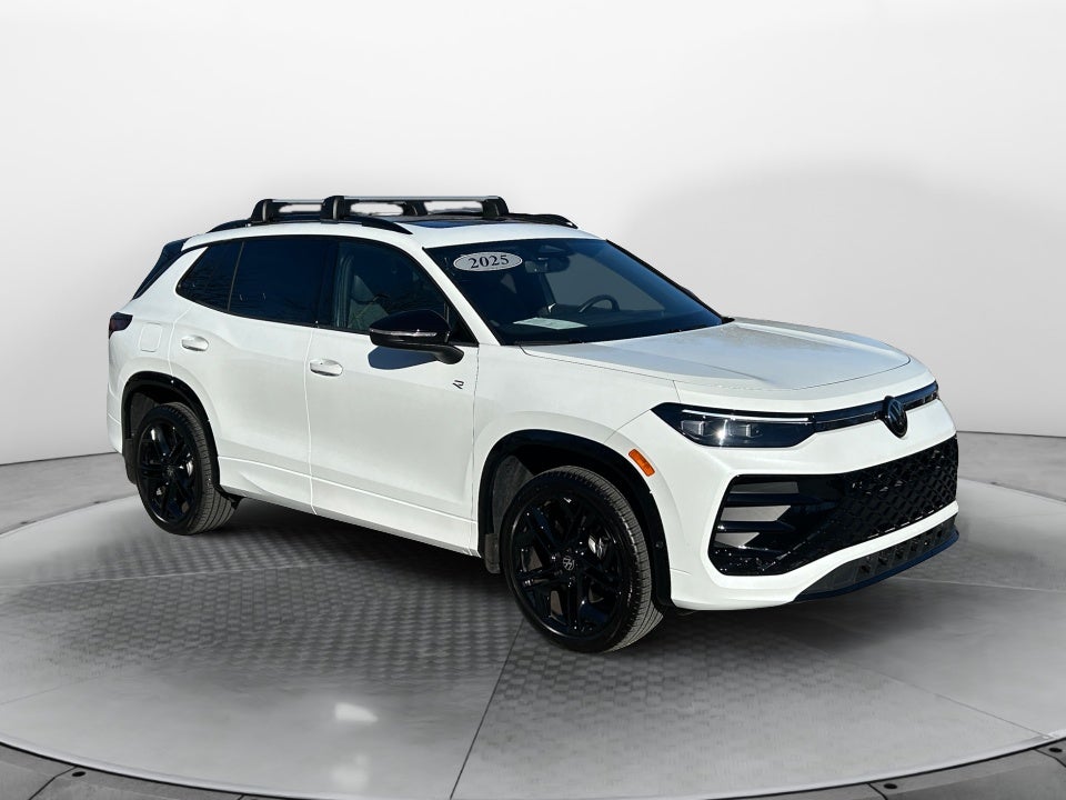 2025 Volkswagen Tiguan 2.0T SE R-Line Black